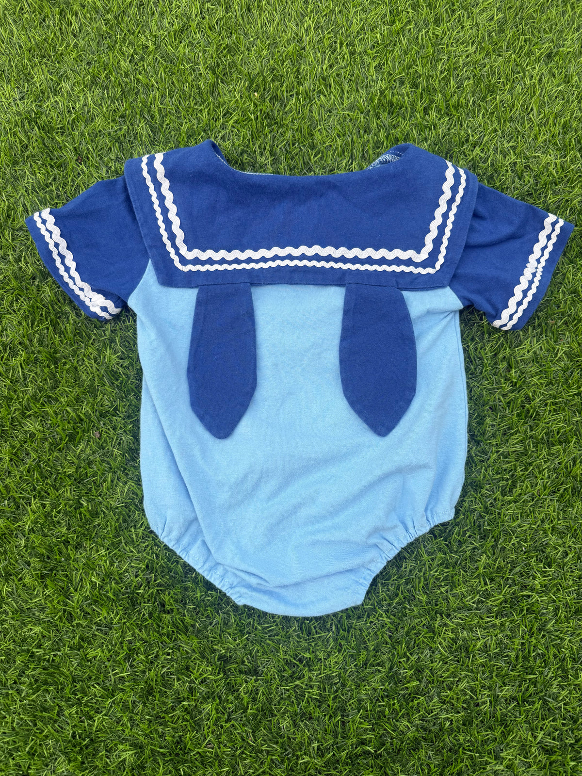 Bunny Print Vintage Baby Romper 🐰