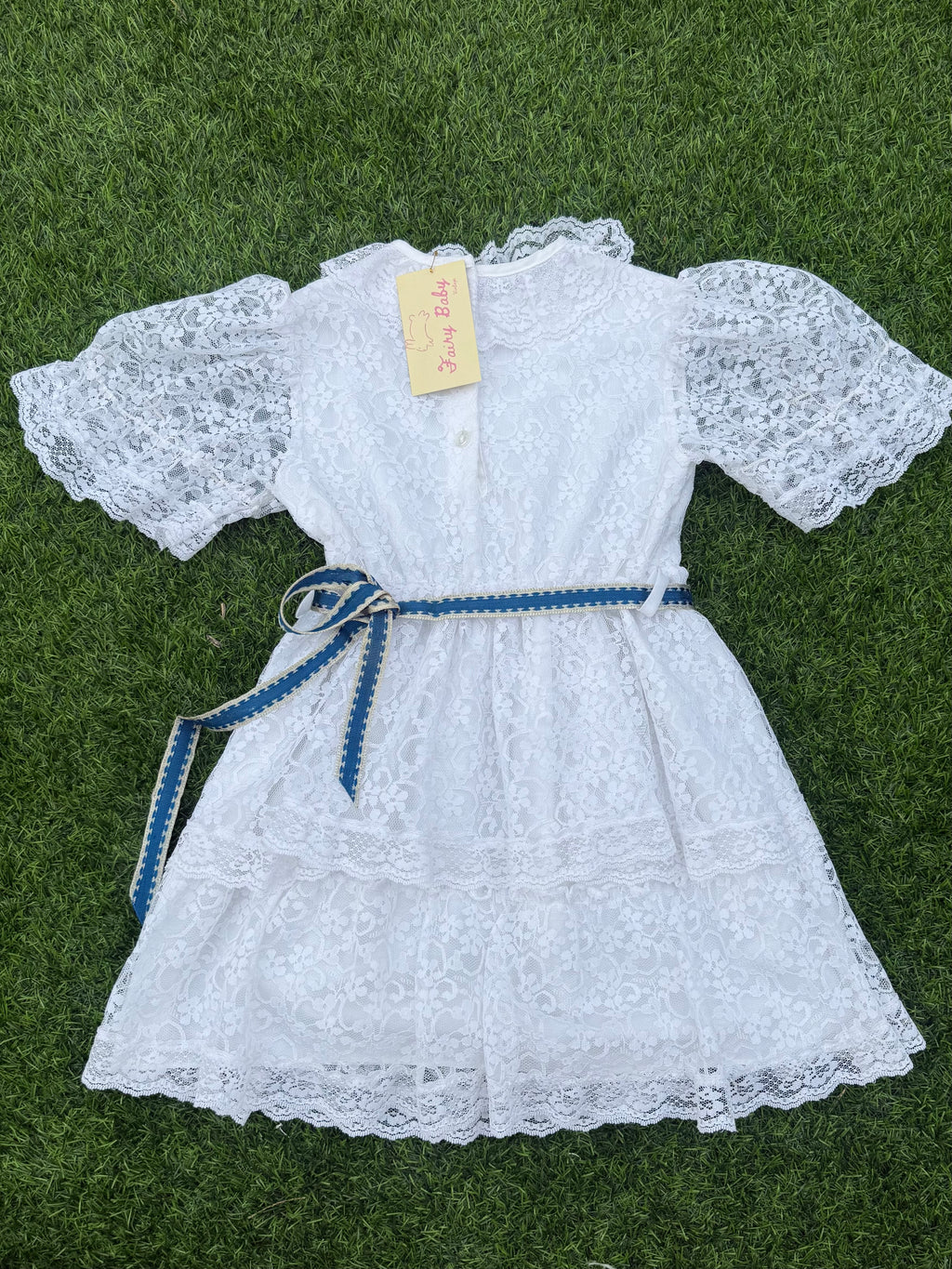 Vanilla Lace Party Dress 🎂🤍