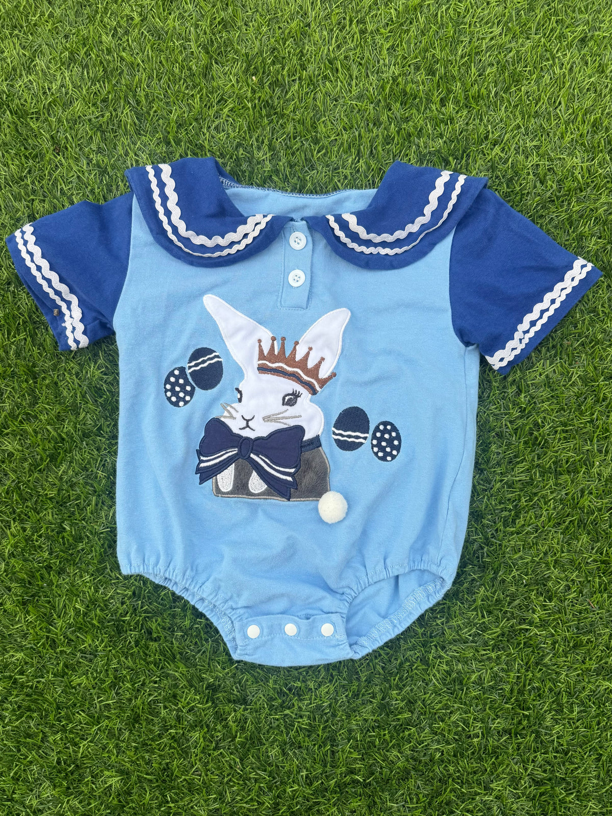 Bunny Print Vintage Baby Romper 🐰