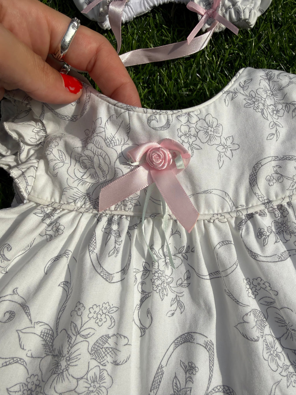 Swan Vintage Baby Dress Set 🦢🎀